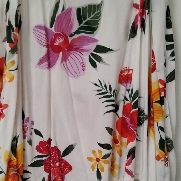 Old Navy Floral Ruffle Blouse - Red, Pink, Yellow - Picture 5 of 6